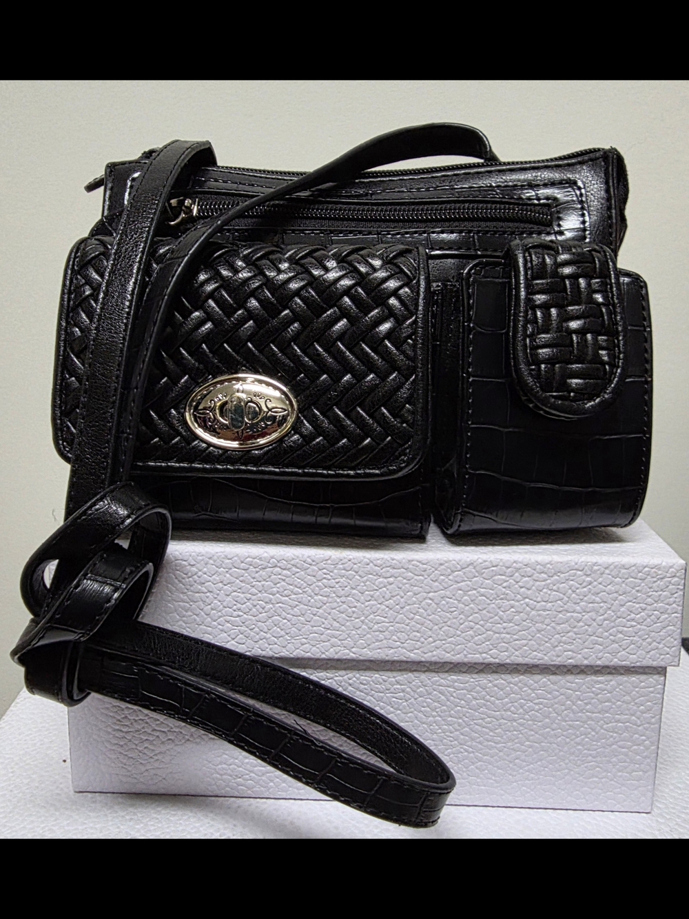 Coldwater Creek Vintage Woven Vegan Leather Crossbody Organizer